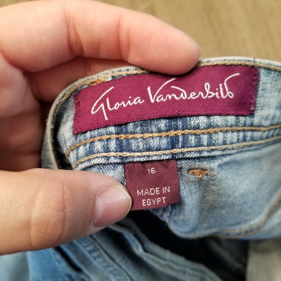 Jeans - Picture 3 of 3